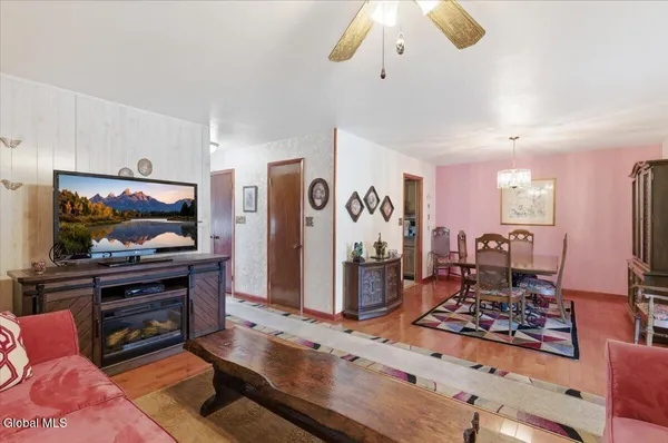 $379,900 | 30 Hopewell Street, Albany, NY 12208