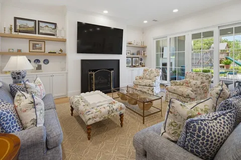 $2,176,200 | 7626 Kaywood Drive, Dallas, TX 75209