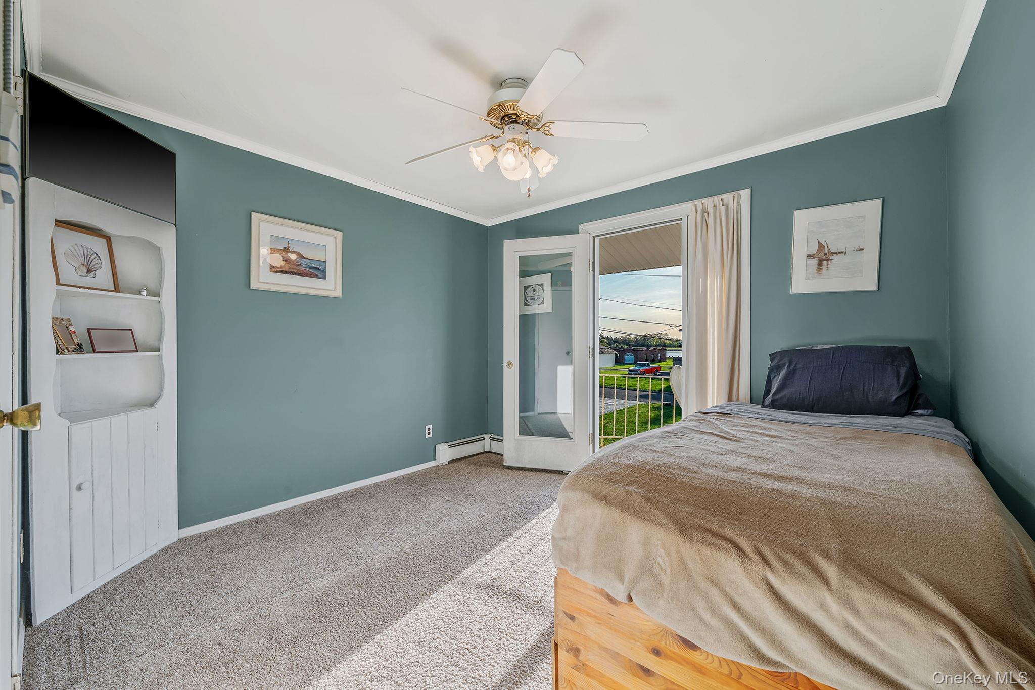 146 Awixa Avenue Bay Shore, NY 11706 - Photo 25 of 40