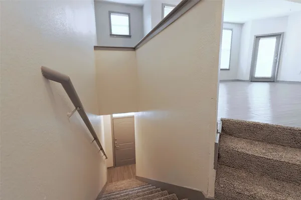 $1,149 | 8515 Interstate 35, Unit 17131, Austin, TX 78744