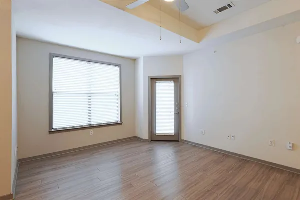 $1,149 | 8515 Interstate 35, Unit 17131, Austin, TX 78744