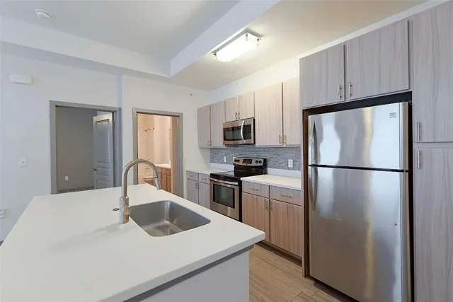 $1,139 | 8515 Interstate 35, Unit 17131, Austin, TX 78744