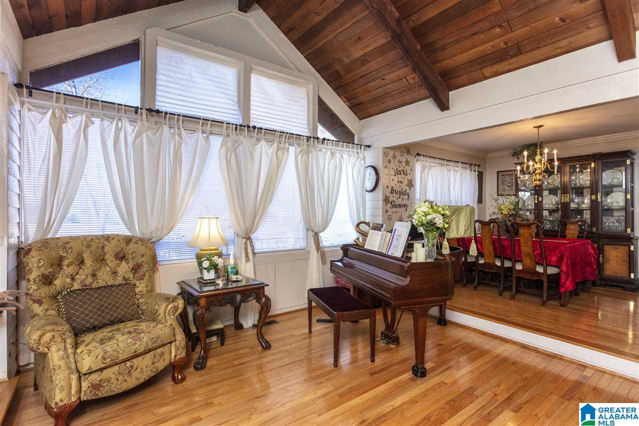 205 4th Court Pleasant Grove, AL 35127 - Photo 2 of 9