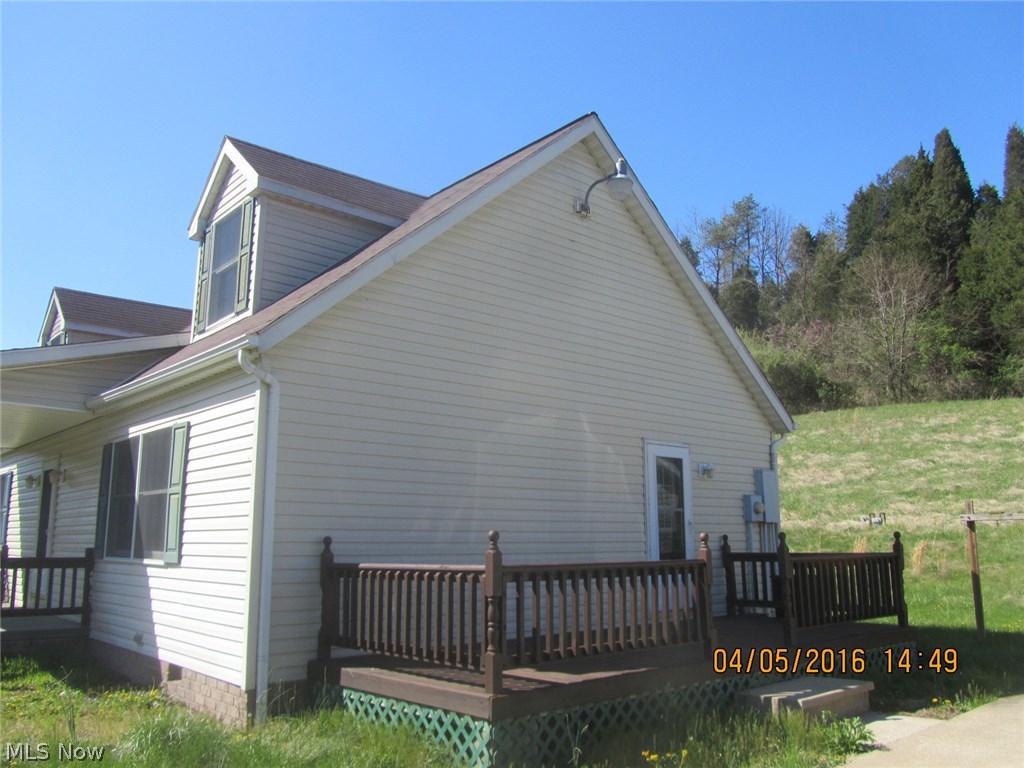 622 Shinn Lane Ripley, WV 25271 - Photo 18 of 19 side deck