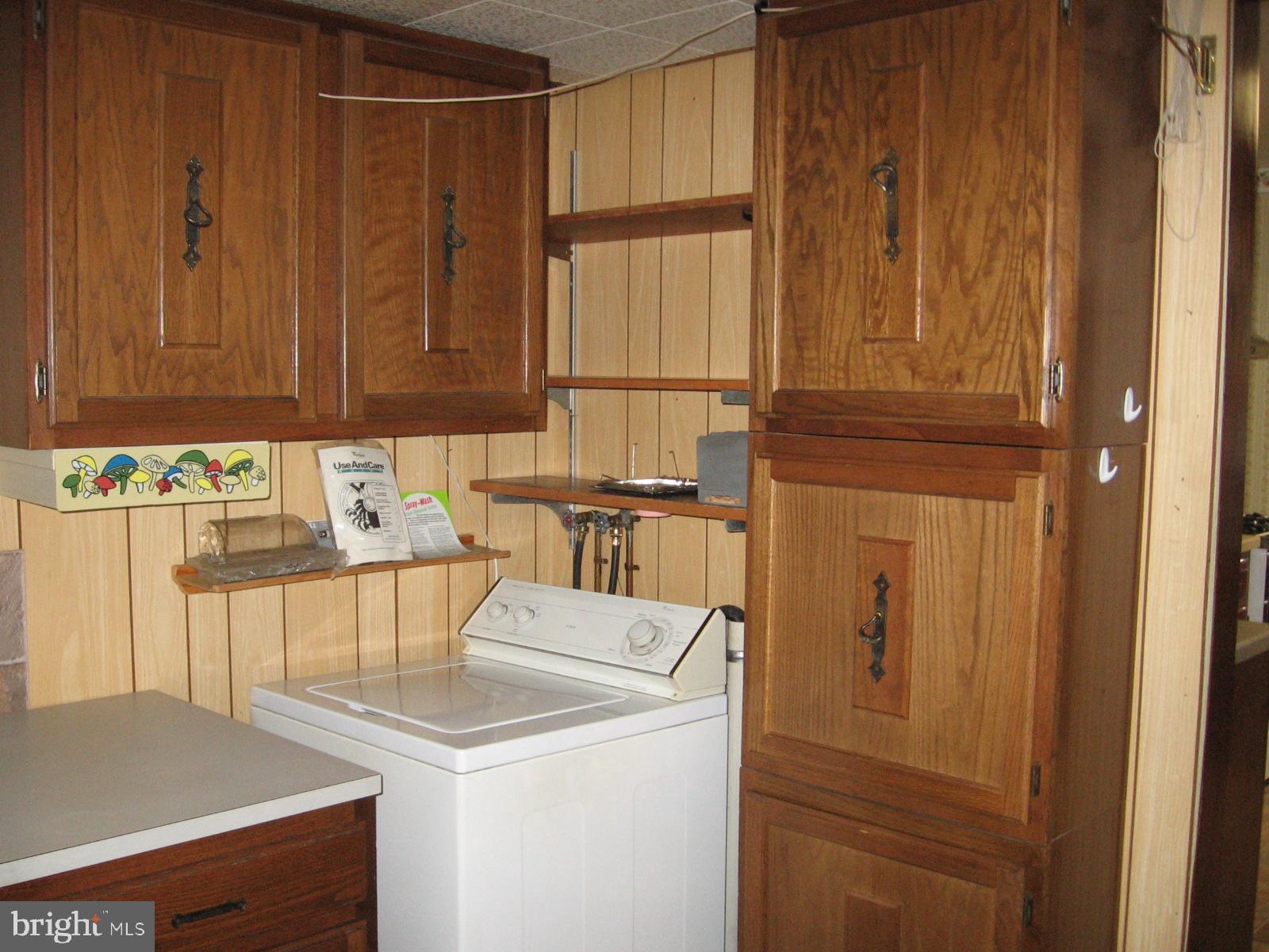 1261 Willow Road Baltimore, MD 21222 - Photo 22 of 47 Laundry Room
