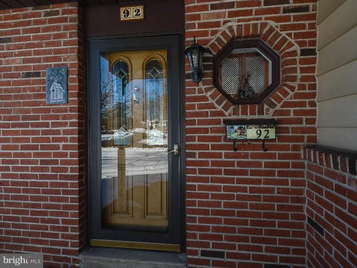 92 Iris Road Warminster, PA 18974 - Photo 3 of 19 Exterior Front