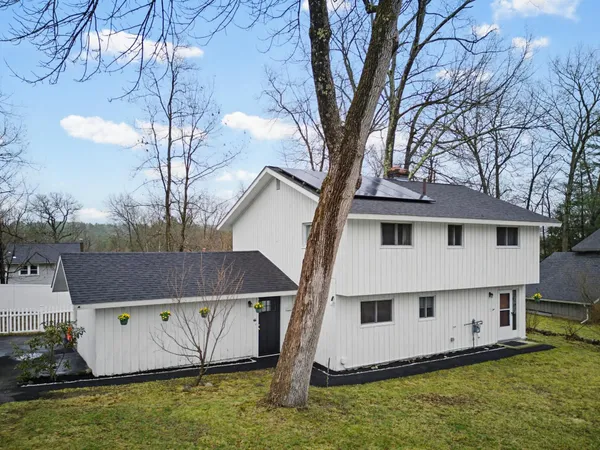 $605,000 | 10 Weymouth Drive, Nashua, NH 03062