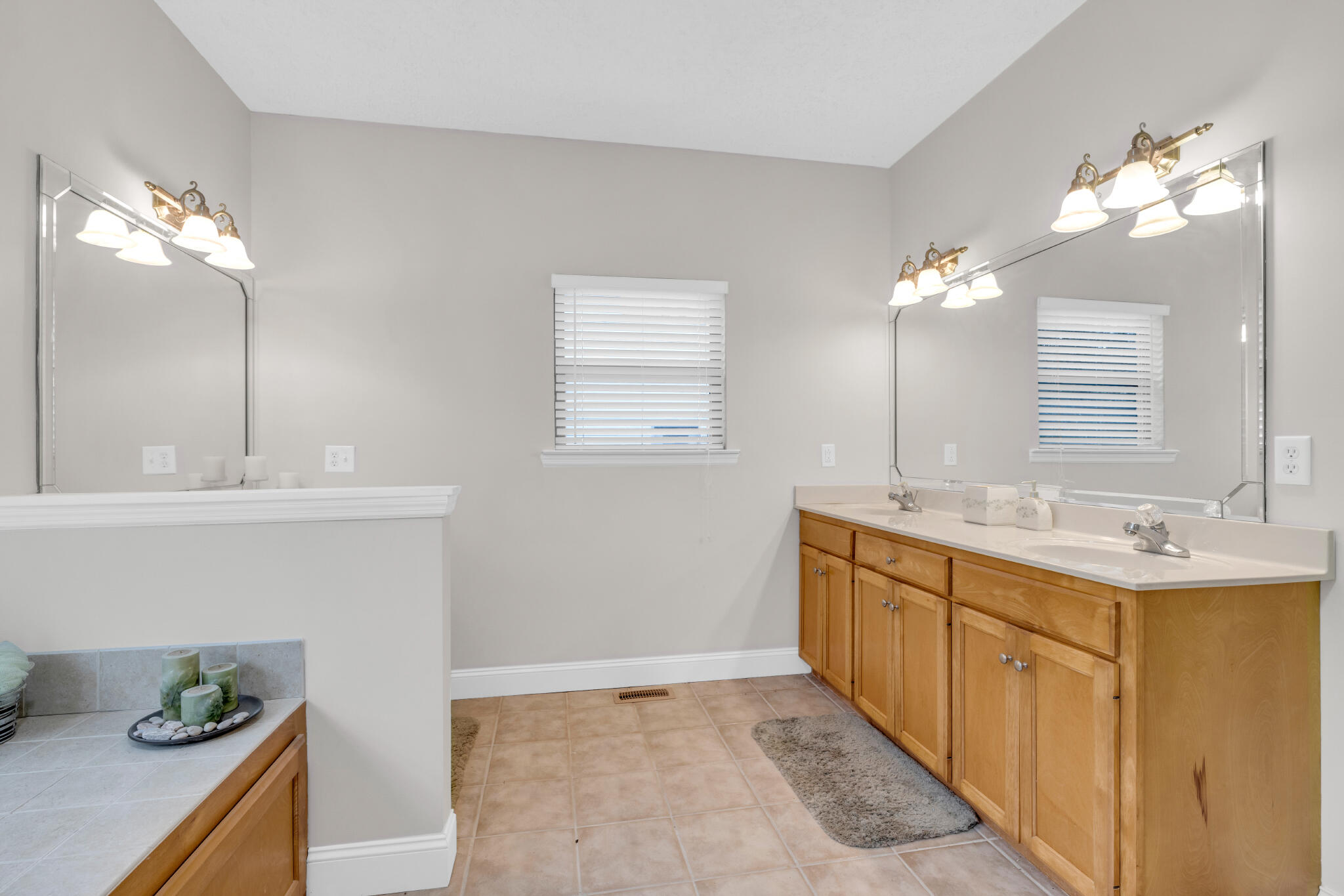 8717 Winterberry Road Chattanooga, TN 37421 - Photo 20 of 30 RC Masterbath vanities