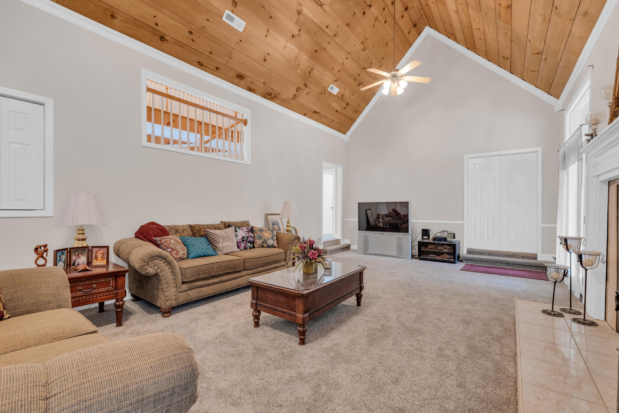 8717 Winterberry Road Chattanooga, TN 37421 - Photo 5 of 30 RC livingroom