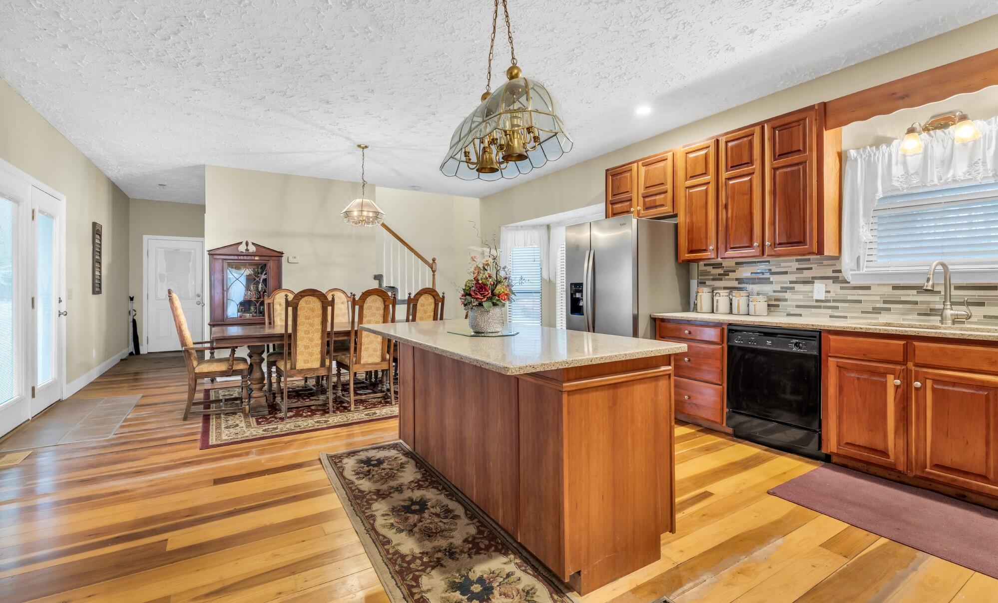 8717 Winterberry Road Chattanooga, TN 37421 - Photo 9 of 30 RC Eat-in kitchen update