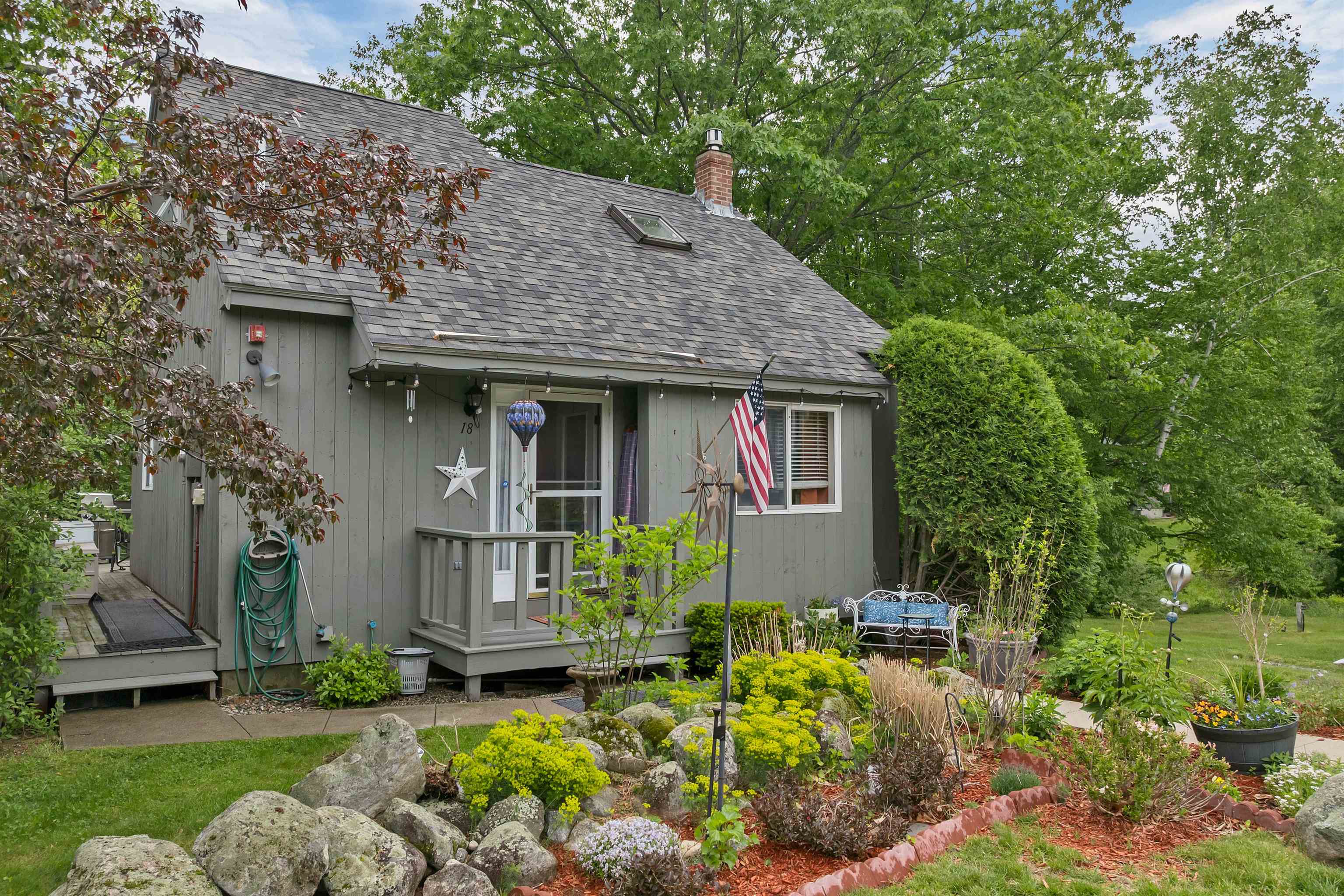 6 Cumberland Road, Unit 18 Gilford, NH 03249 - Photo 9 of 52