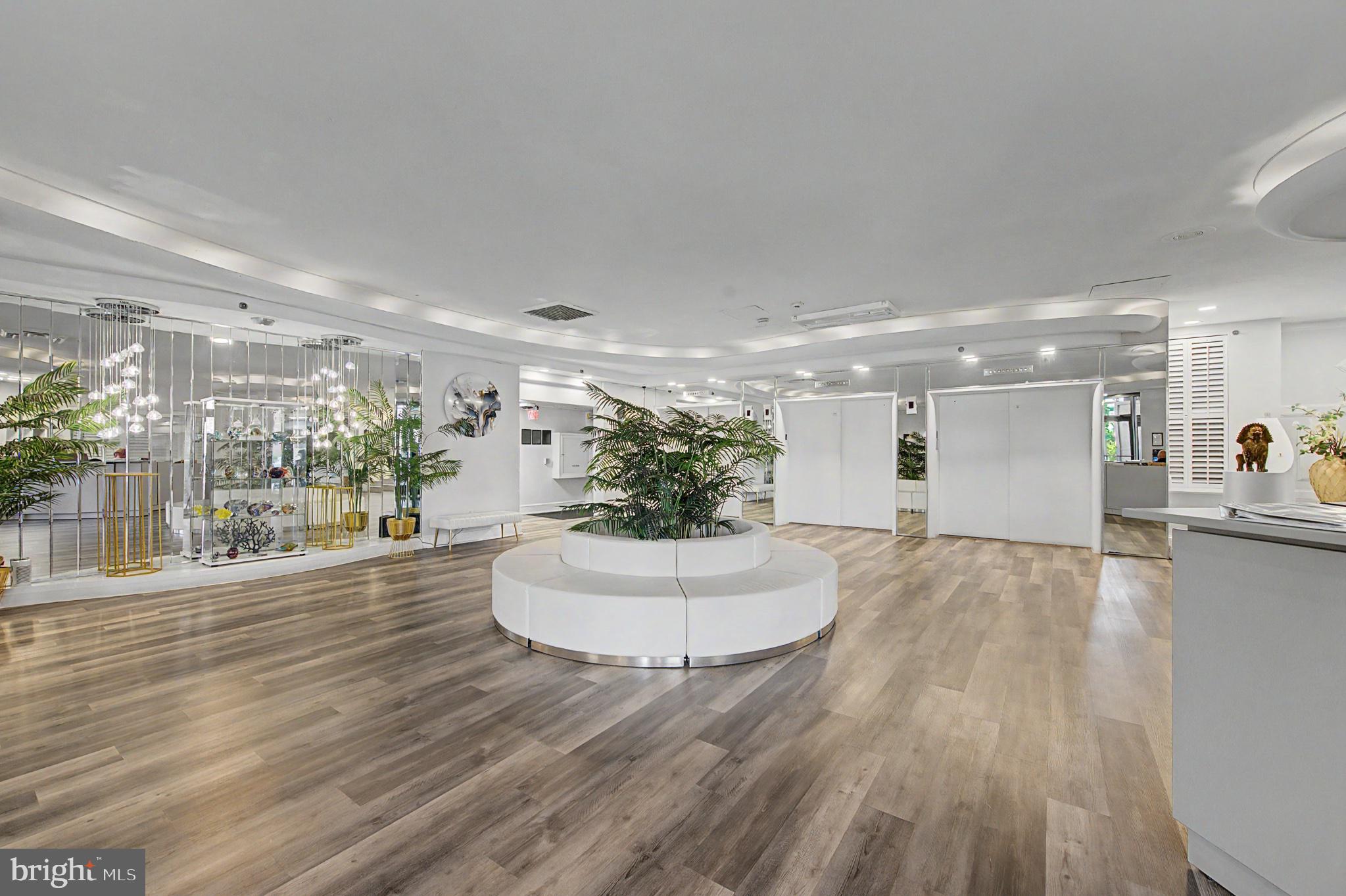 101 South Raleigh Avenue Atlantic City, NJ 08401 - Photo 5 of 26 Modern elegance with lush greenery.