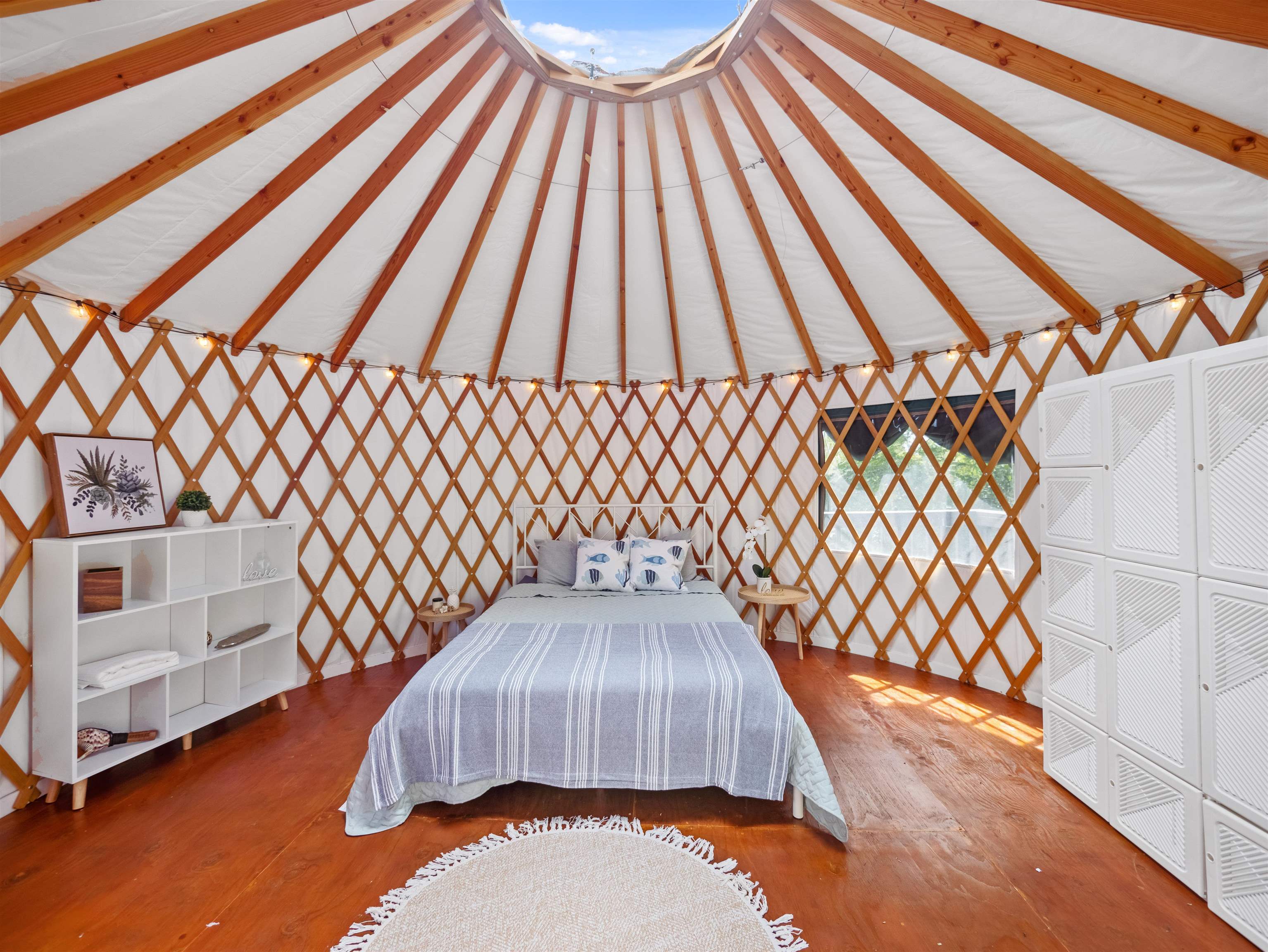 44 Hanauana Road Haiku, HI 96708 - Photo 32 of 45 a picture of wooden floor