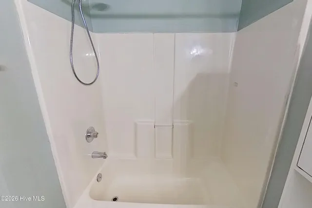 $1,500 | 5050 Lamppost Circle, Wilmington, NC 28403