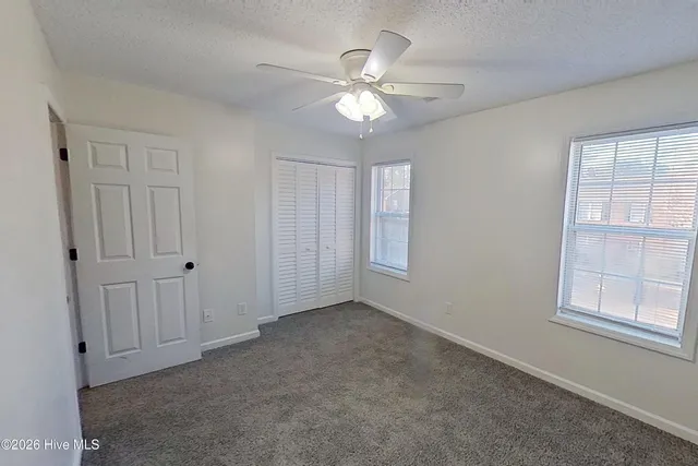 $1,500 | 5050 Lamppost Circle, Wilmington, NC 28403