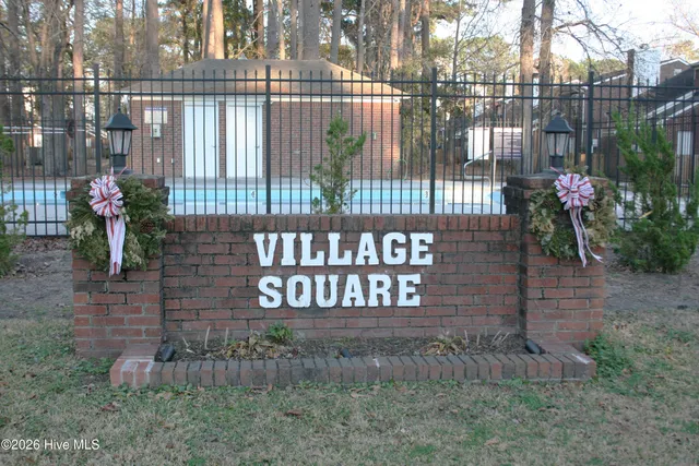 $1,500 | 5050 Lamppost Circle, Wilmington, NC 28403