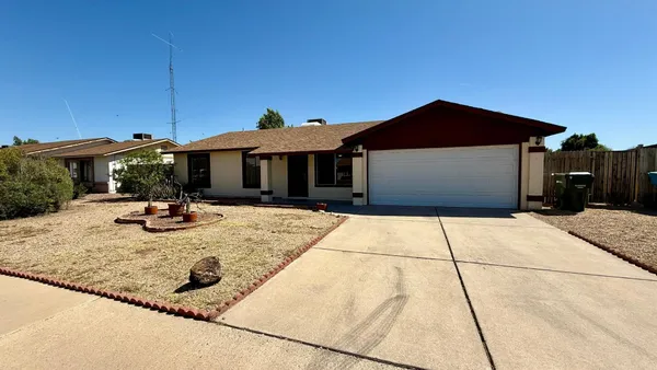 $2,250 | 4827 West Michigan Avenue, Glendale, AZ 85308