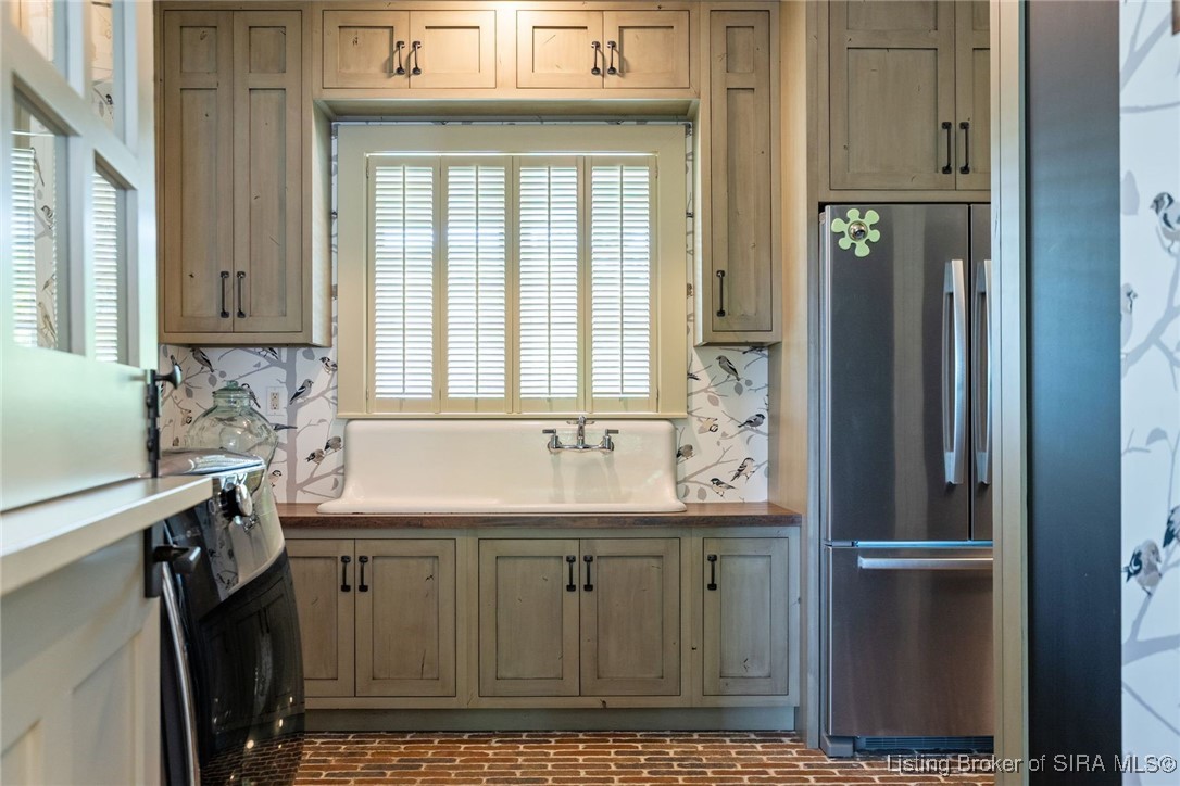 3003 Reflection Way Floyds Knobs, IN 47119 - Photo 19 of 46