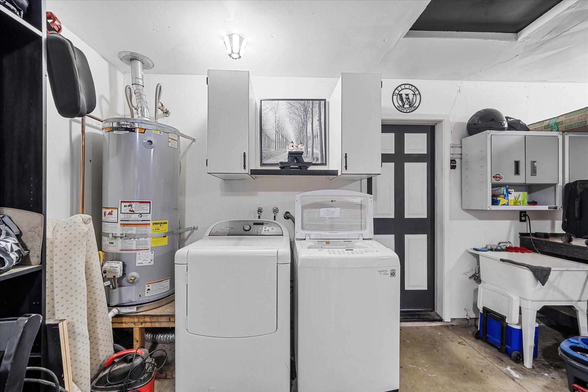 5808 Constitution Way Redding, CA 96003 - Photo 28 of 42 25-BiggerFlow Real Estate Media-26