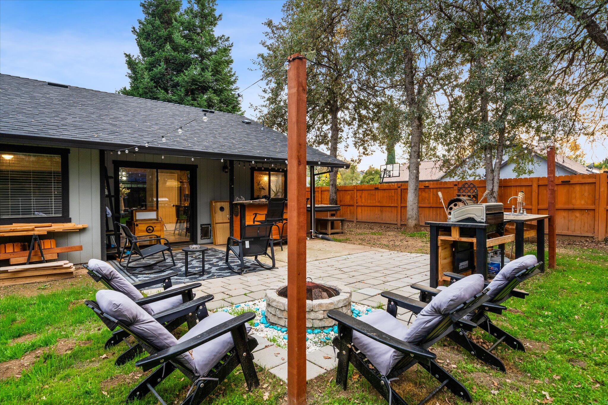 5808 Constitution Way Redding, CA 96003 - Photo 31 of 42 28-BiggerFlow Real Estate Media-28