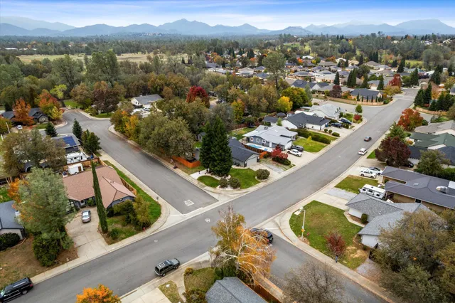 $445,000 | 5808 Constitution Way, Redding, CA 96003