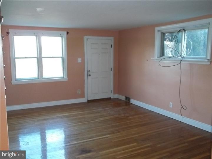 7600 Brentwood Road Philadelphia, PA 19151 - Photo 3 of 5 Gallery Image 3