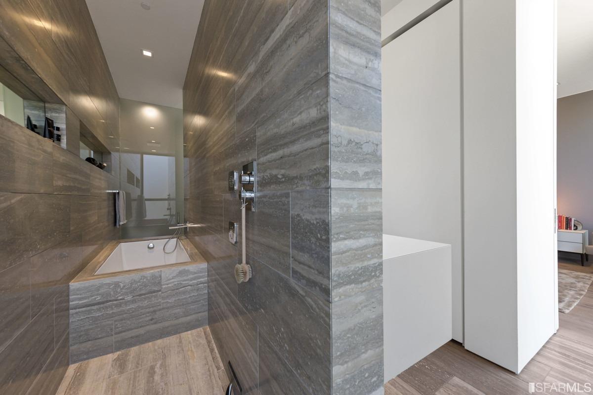 50 Oakwood Street San Francisco, CA 94110 - Photo 26 of 75