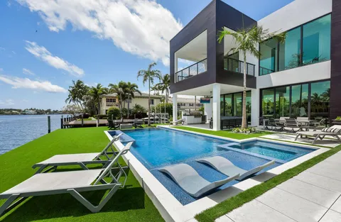 $57,500 | 718 Southeast 7th Street, Delray Beach, FL 33483