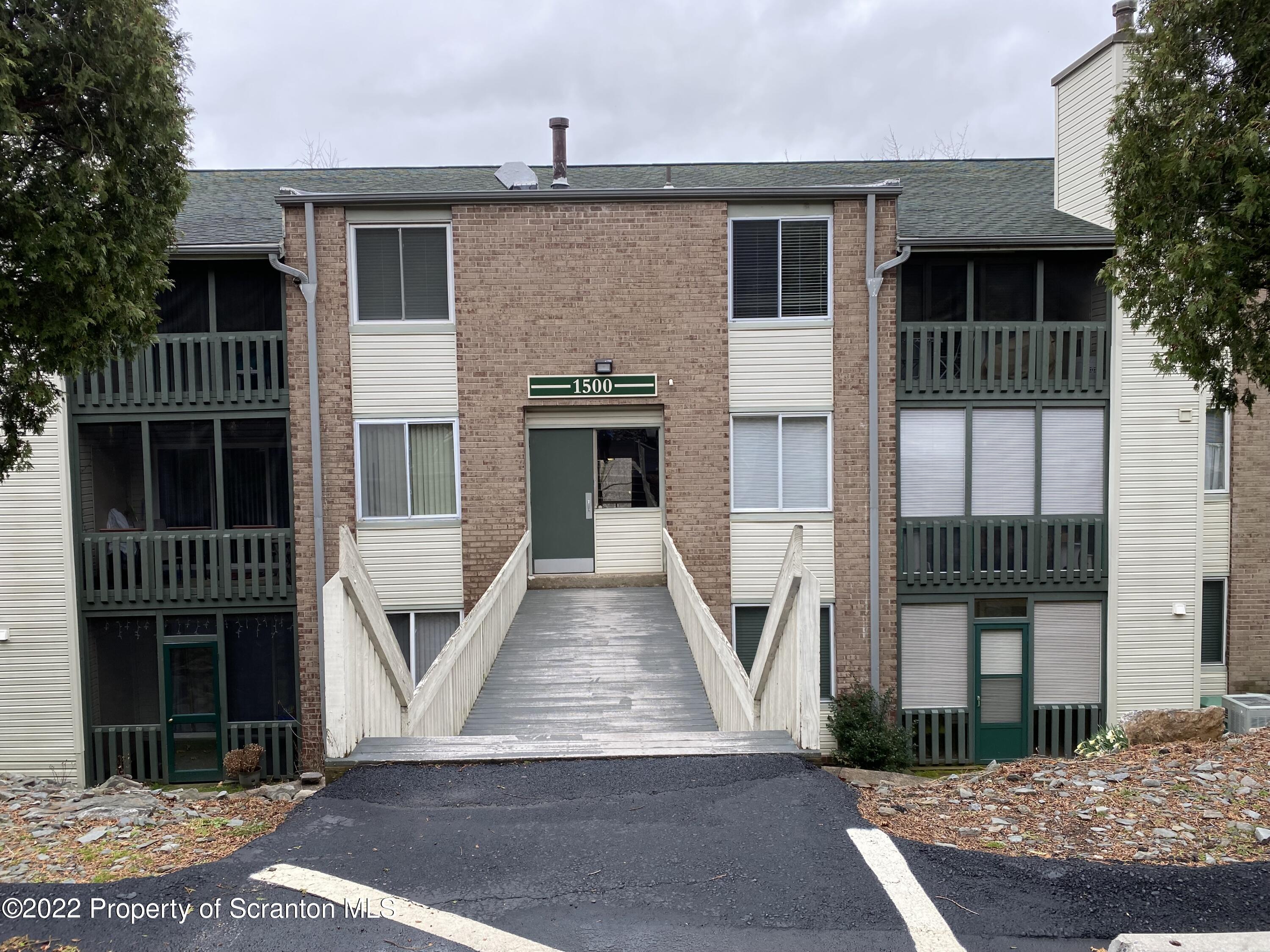 1507 Summit Pointe Scranton, PA 18508 - Photo 1 of 34