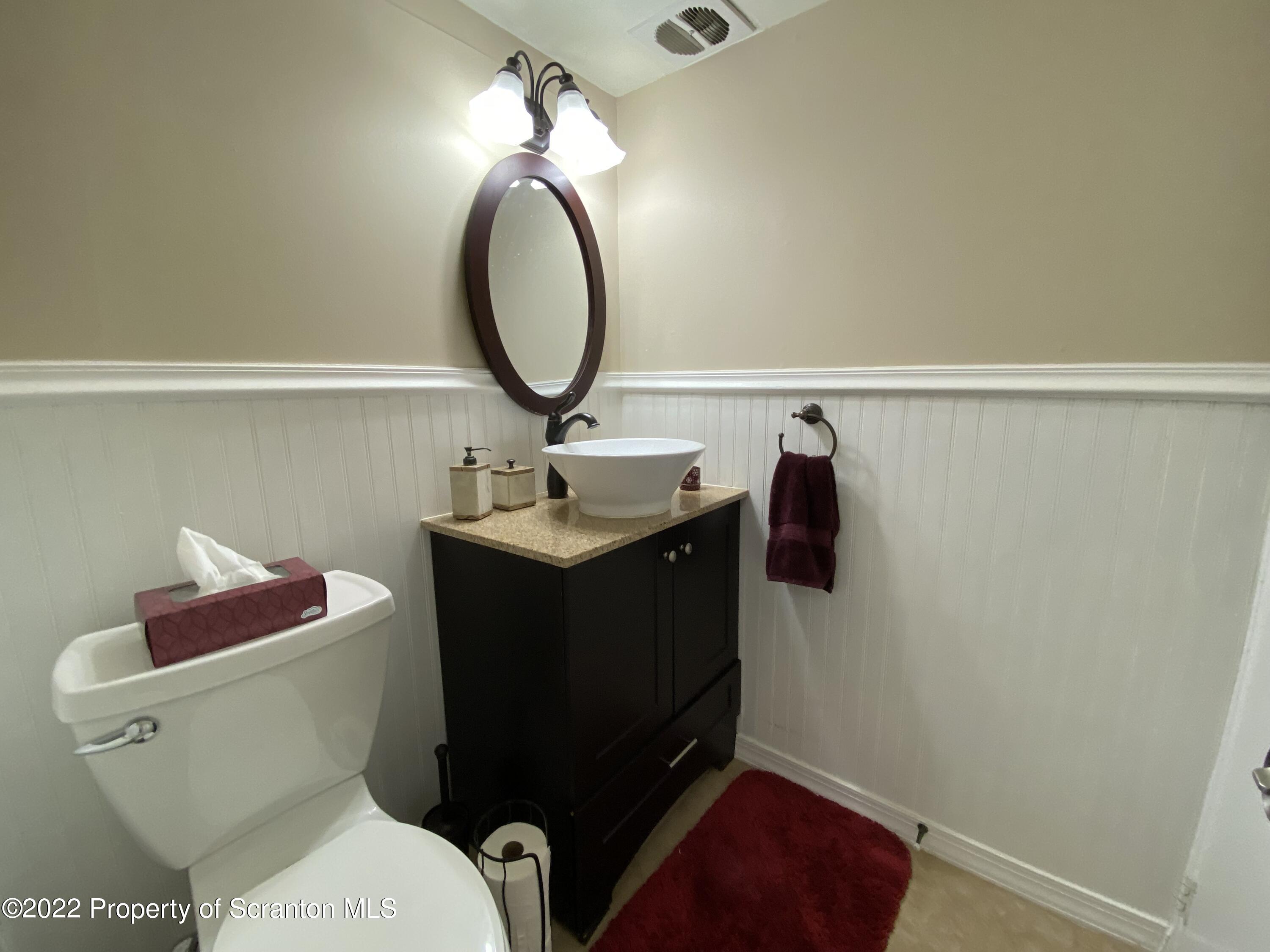 1507 Summit Pointe Scranton, PA 18508 - Photo 18 of 34