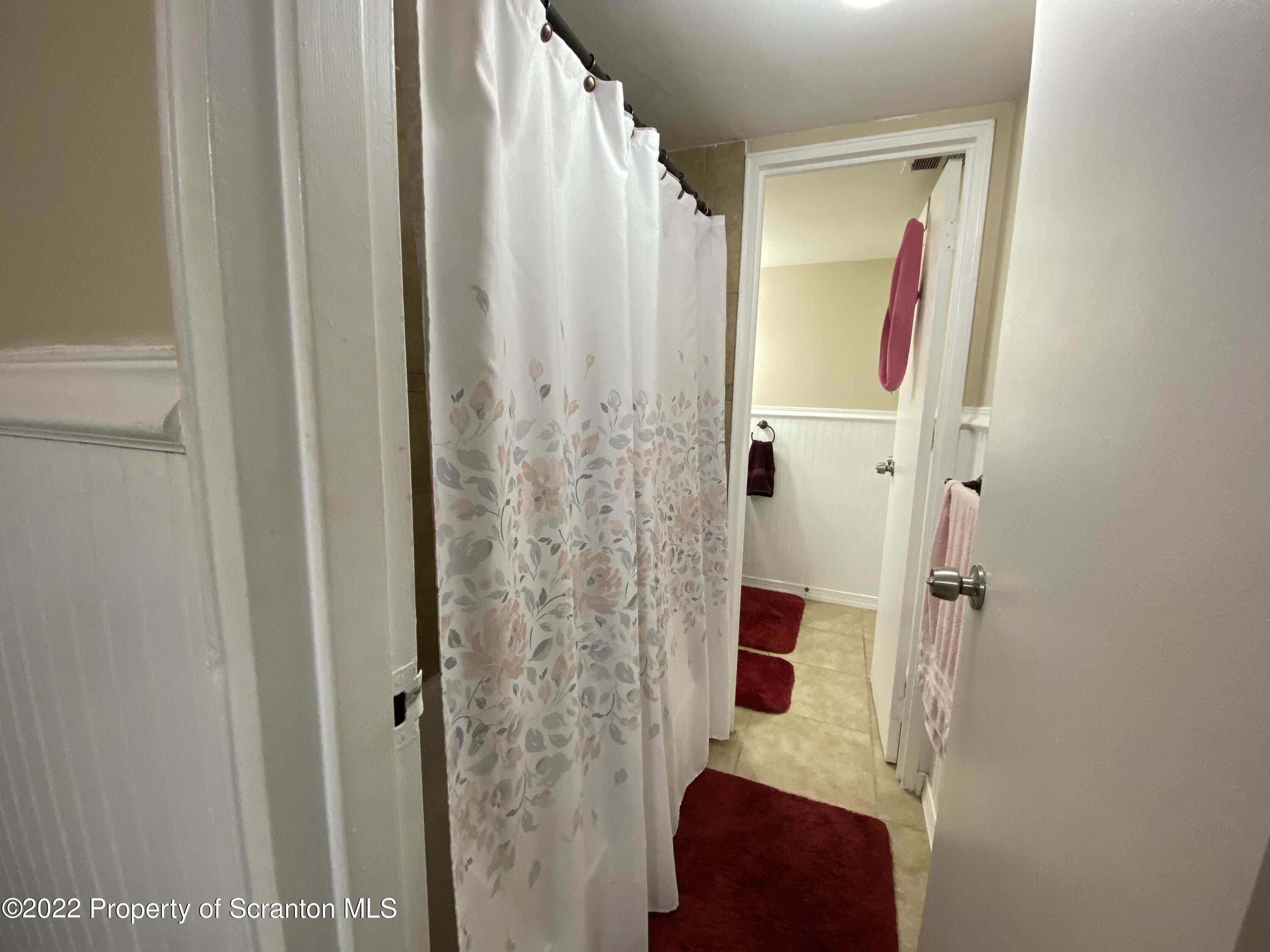 1507 Summit Pointe Scranton, PA 18508 - Photo 22 of 34