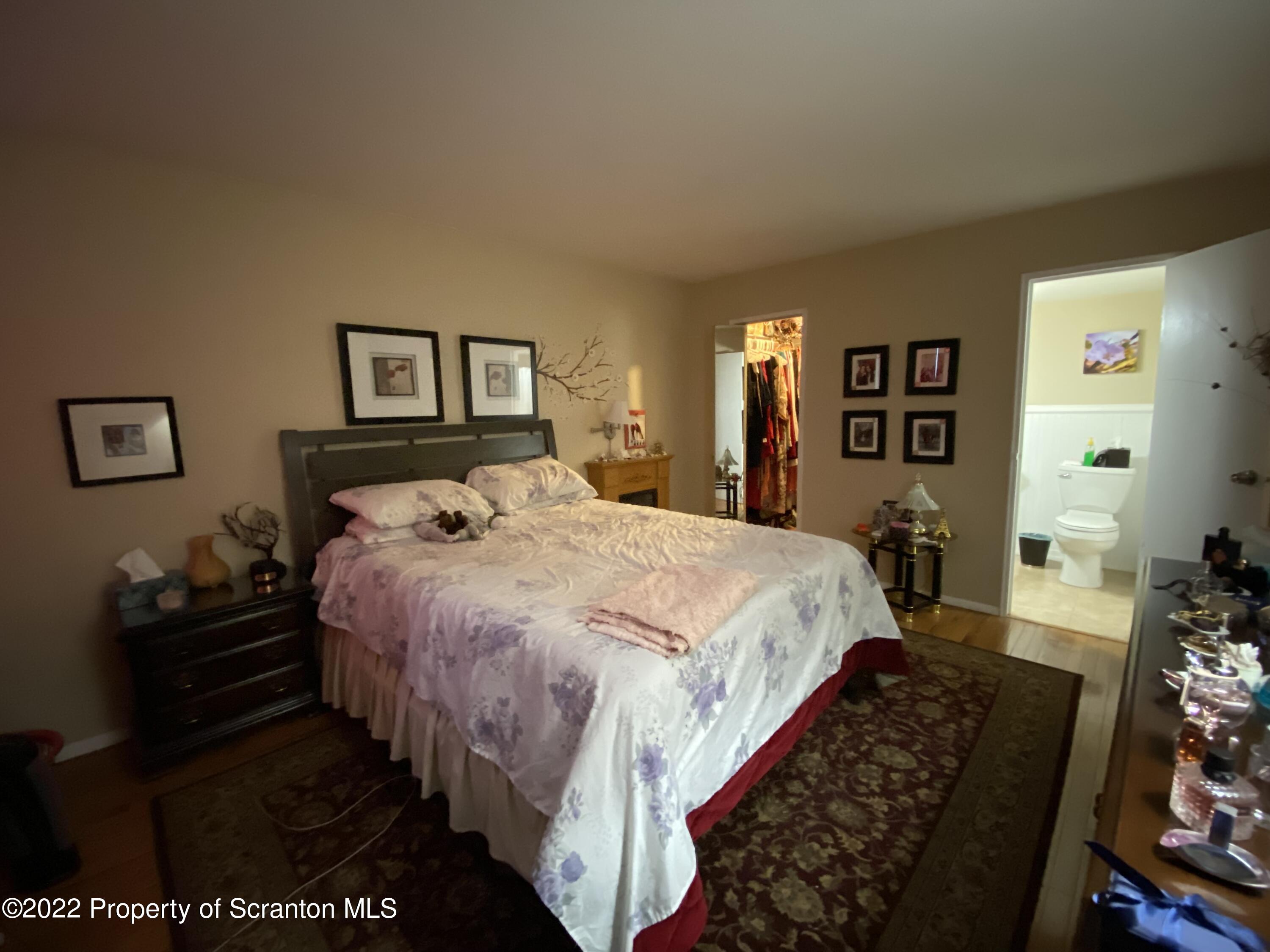 1507 Summit Pointe Scranton, PA 18508 - Photo 23 of 34
