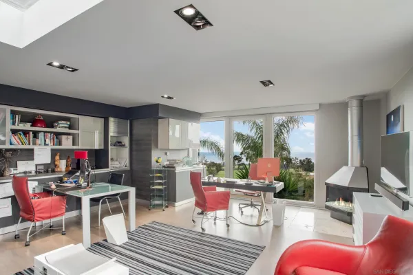 $20,000 | 7116 Country Club Drive, La Jolla, CA 92037