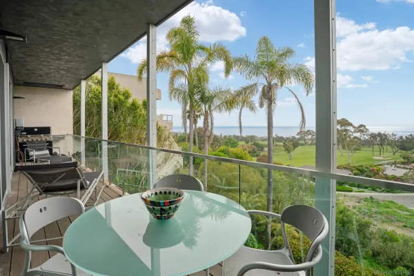 $20,000 | 7116 Country Club Drive, La Jolla, CA 92037