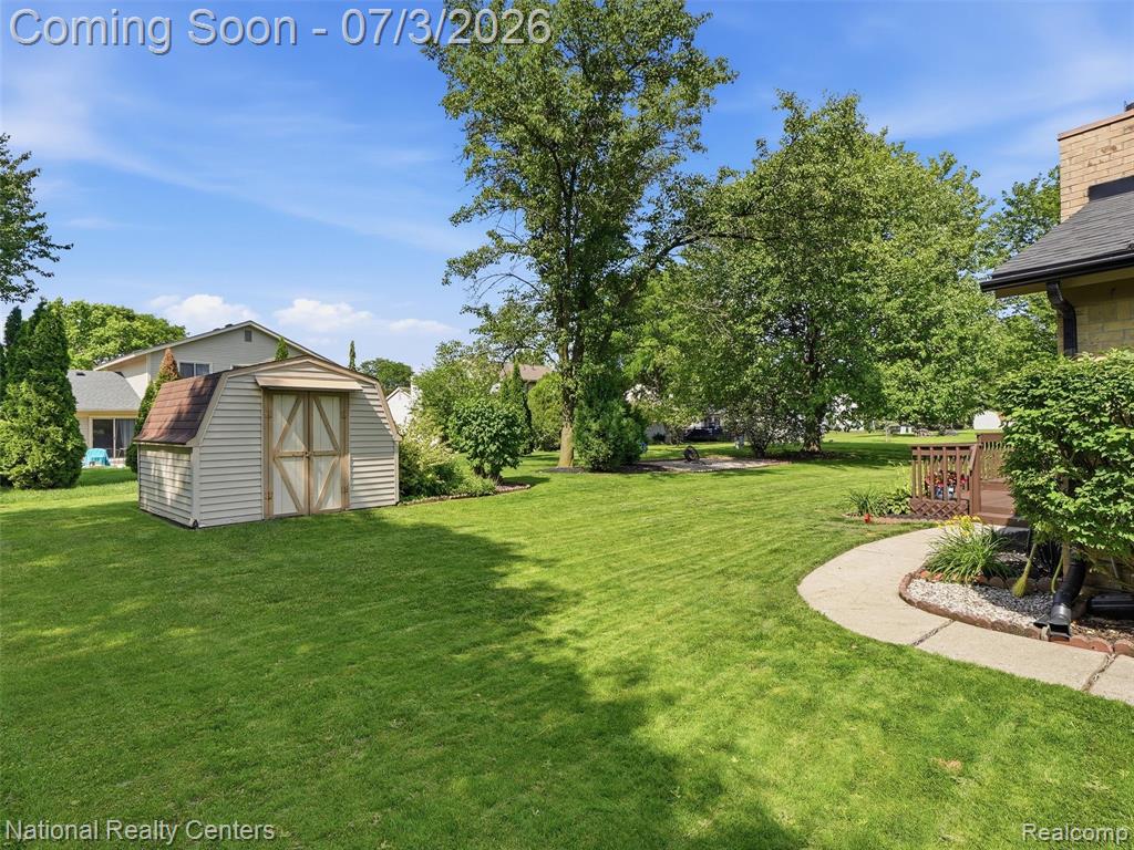 40368 Village Wood Road Novi, MI 48375 - Photo 37 of 49