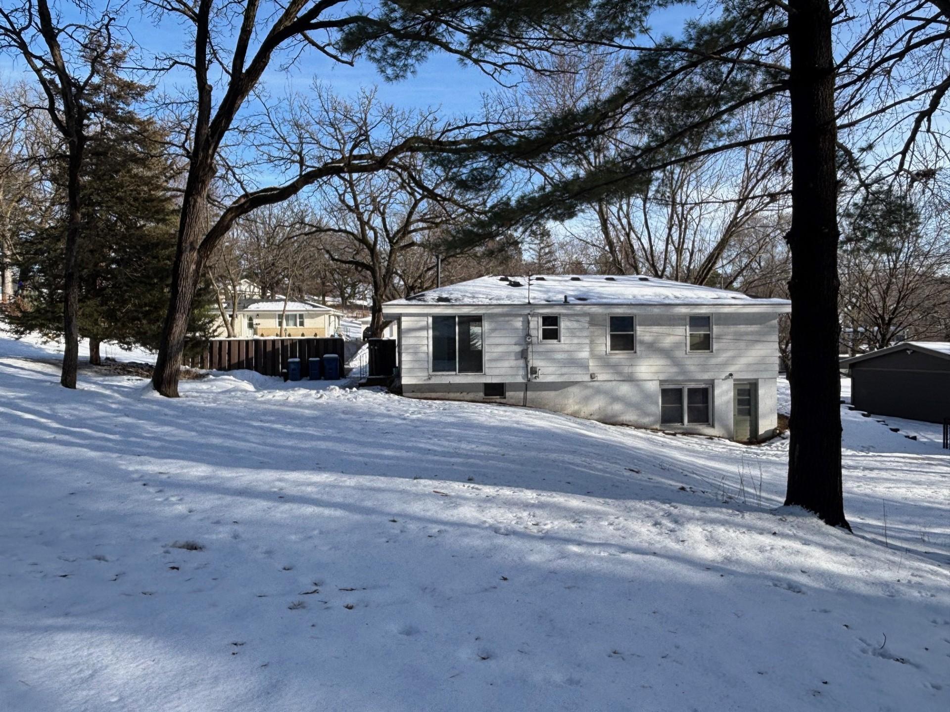 11516 Palmer Road Bloomington, MN 55437 - Photo 5 of 19