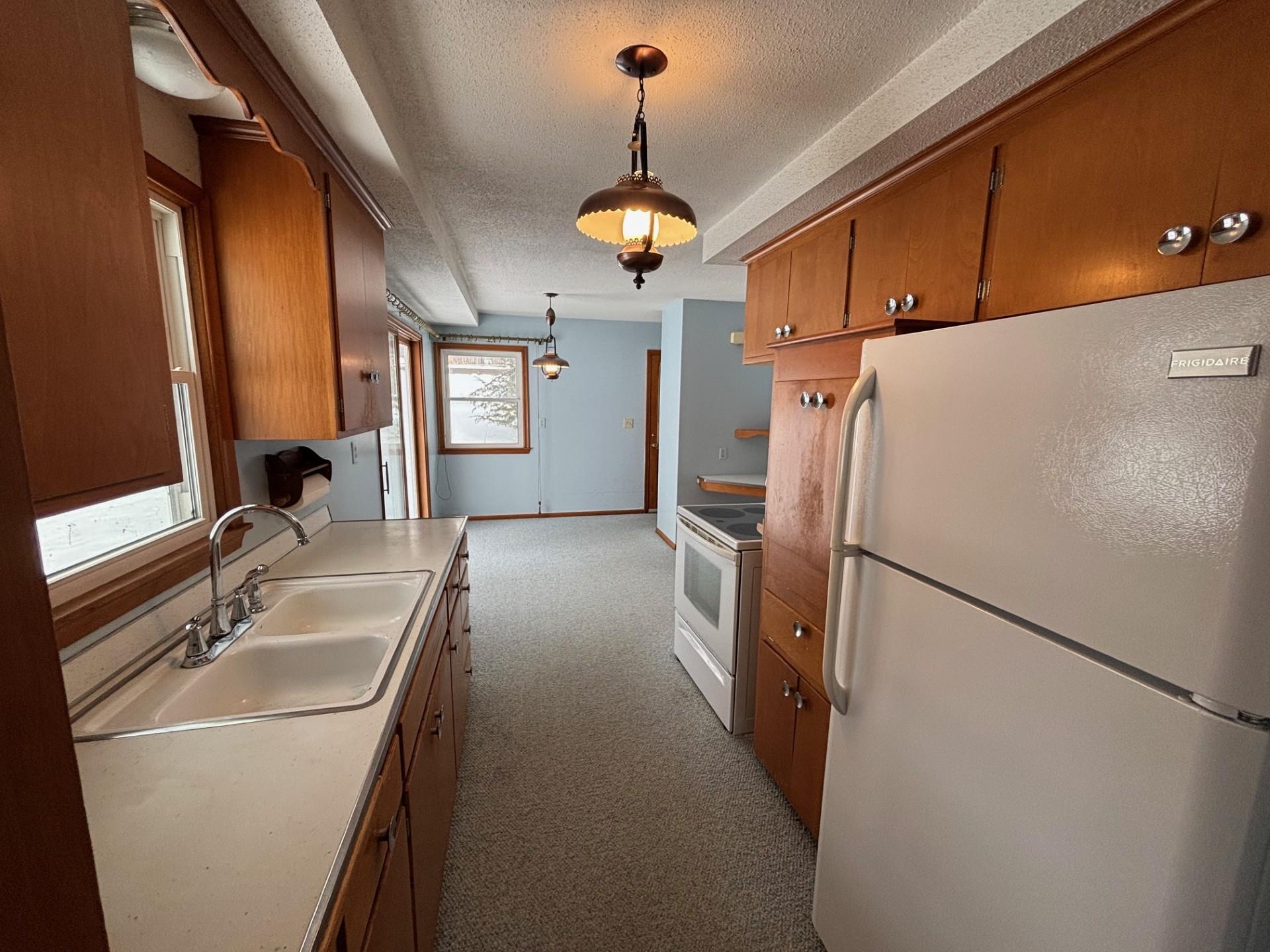 11516 Palmer Road Bloomington, MN 55437 - Photo 10 of 19