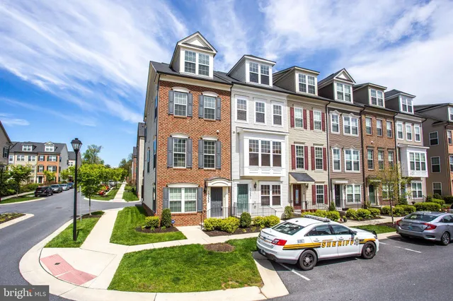 $463,570 | 13233 Orsay Street, Unit 1301, Clarksburg, MD 20871