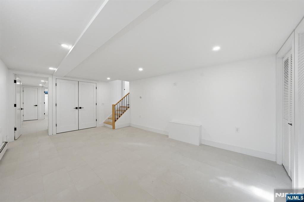 40 Magnolia Avenue Tenafly, NJ 07670 - Photo 36 of 48 a view of an empty room