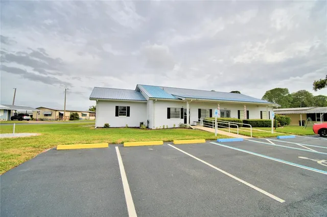 $129,900 | 172 Bonnie Drive, Auburndale, FL 33823