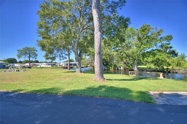 $129,900 | 172 Bonnie Drive, Auburndale, FL 33823