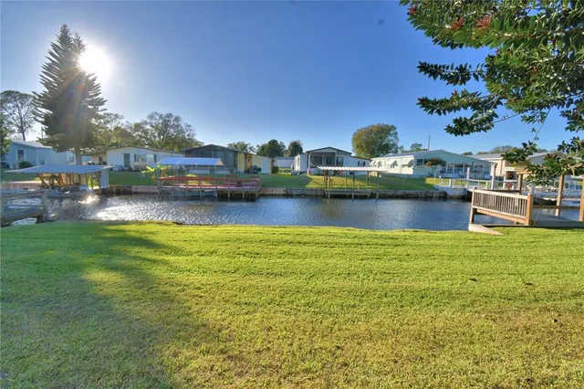 $129,900 | 172 Bonnie Drive, Auburndale, FL 33823