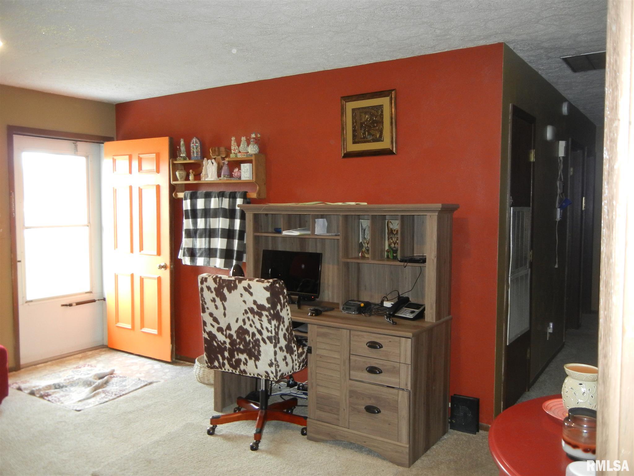 3341 Selmaville Road Salem, IL 62881 - Photo 6 of 20 Gallery Image 6