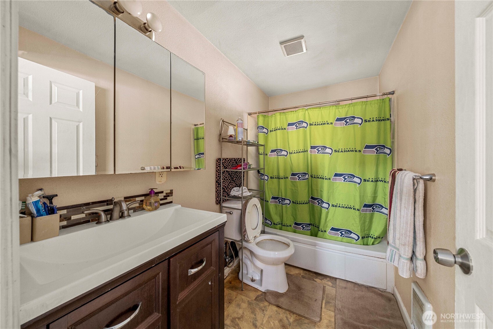 1561 South 35th Street Tacoma, WA 98418 - Photo 17 of 28