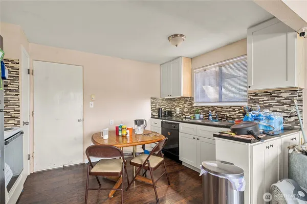 $475,000 | 1561 South 35th Street, Tacoma, WA 98418