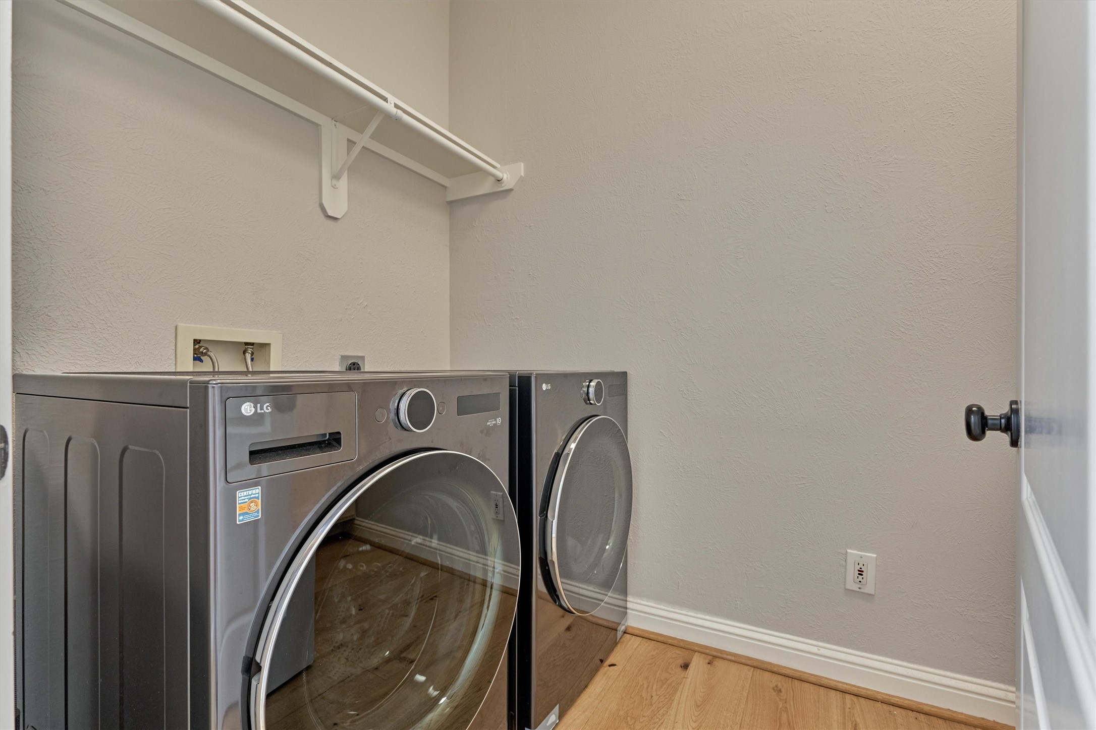 19 Pipers Meadow Street Spring, TX 77382 - Photo 30 of 50 a utility room with dryer and washer