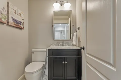 $750,000 | 19 Pipers Meadow Street, The Woodlands, TX 77382