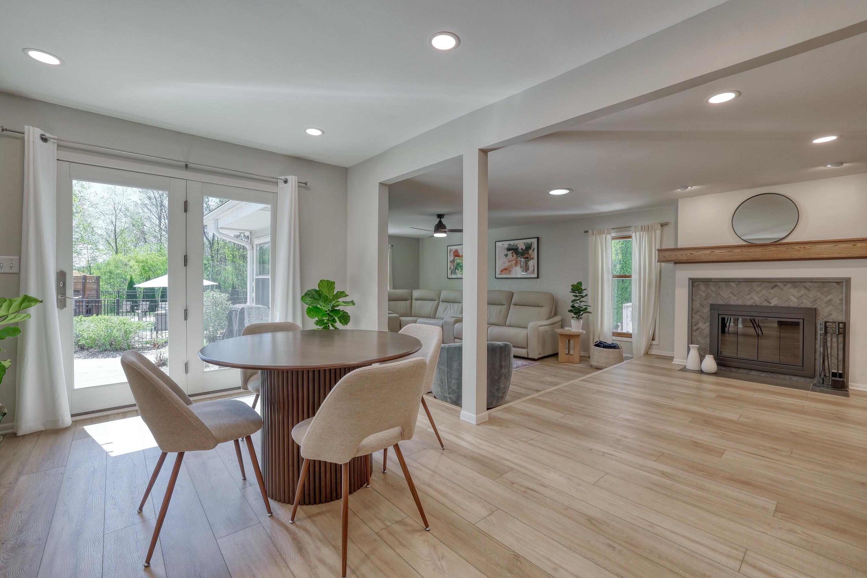 1135 South Ridgeway Road Brookfield, WI 53045 - Photo 22 of 63 Expansive Open Concept