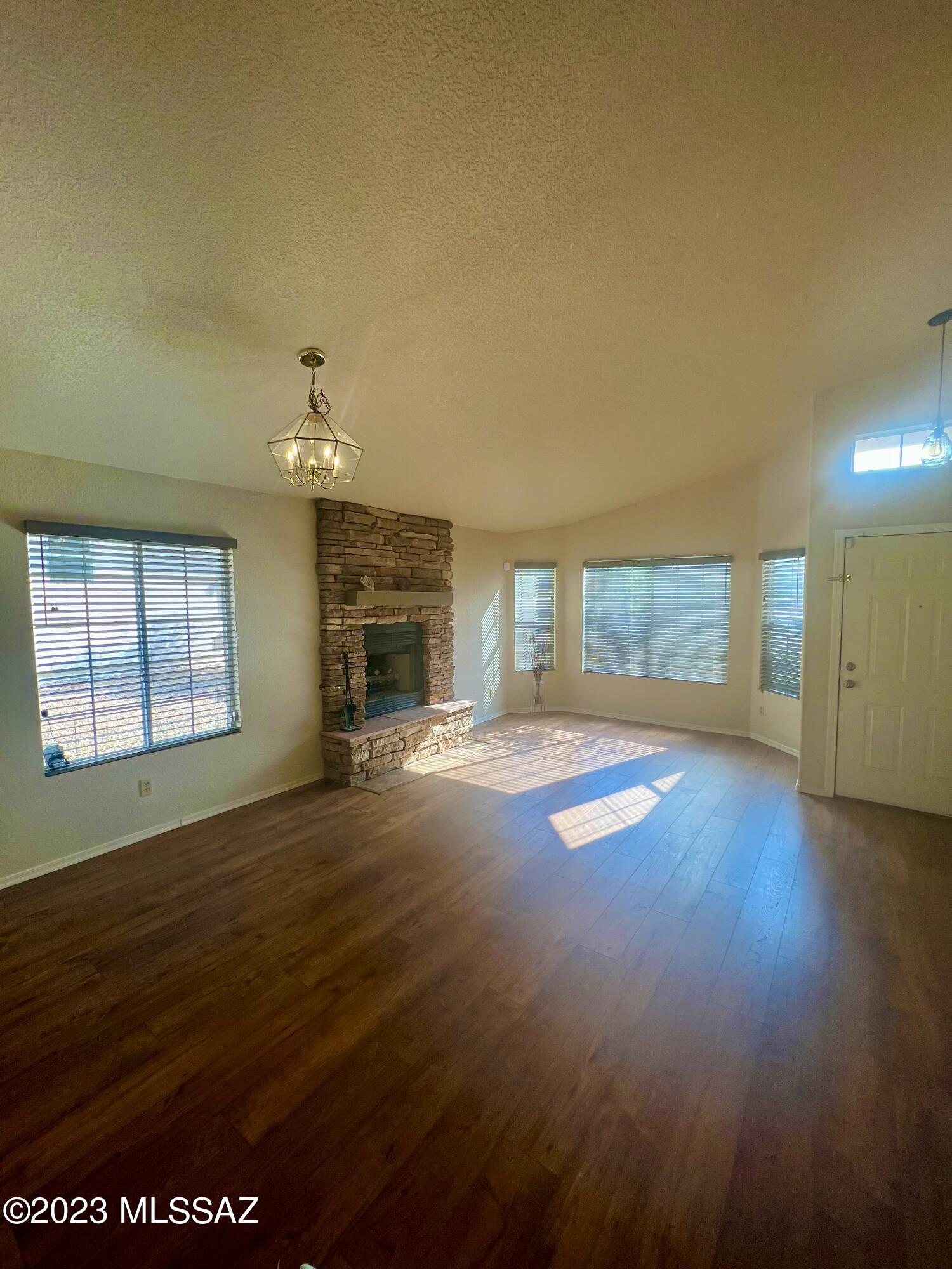 773 South Saguaro Ridge Place Tucson, AZ 85745 - Photo 2 of 24