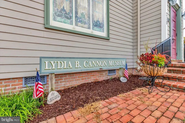$640,000 | 15384 Crape Myrtle Road, Milton, DE 19968